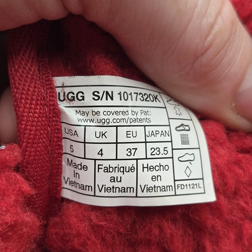 UGG Neumel Suede Fur Lined Chukka Ankle Boots Shoes Wool Red Size 5